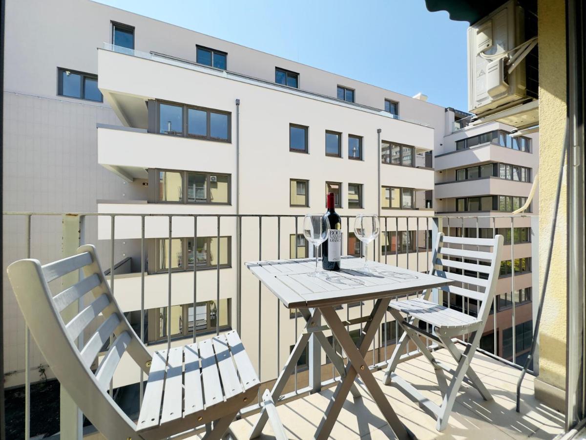 Corvin City Apartment - Free Parking- Budapest Esterno foto