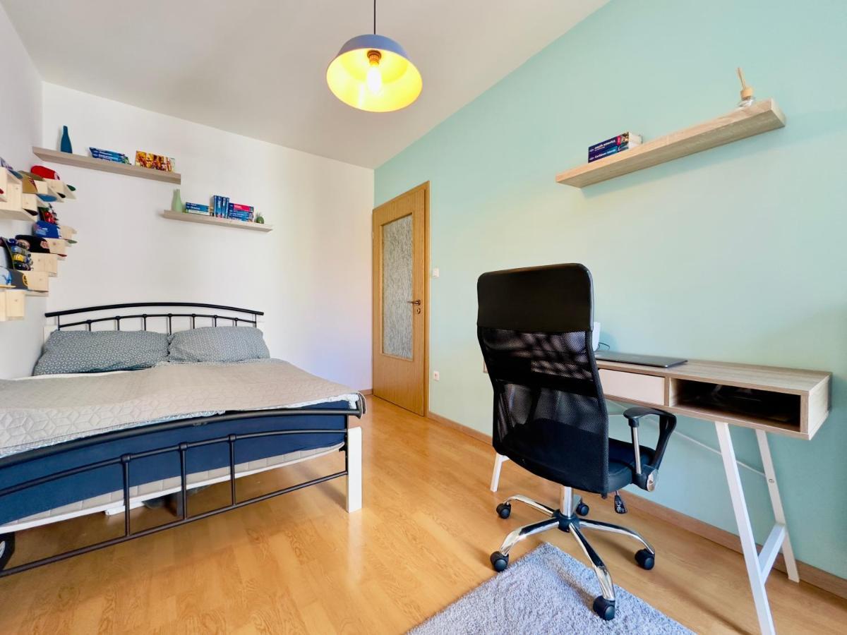 Corvin City Apartment - Free Parking- Budapest Esterno foto